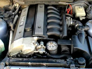 BMW M52B20
